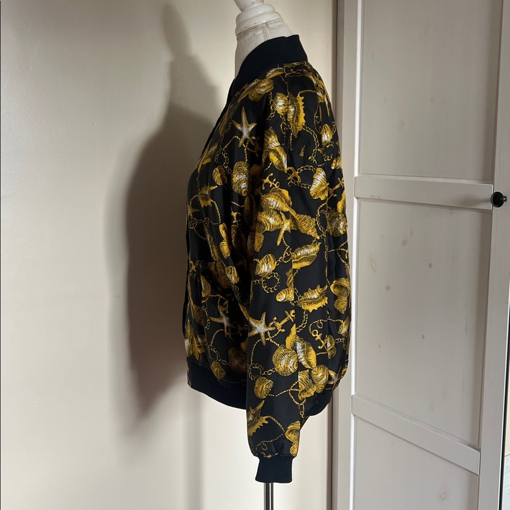 Vintage Lauren Brooke 100% Silk Bomber Jacket - Gold Shell & Chain Print - Large - Picture 7 of 9